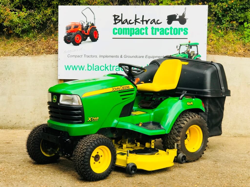 John Deere X748 4WD Diesel Ride On Mower with Collector