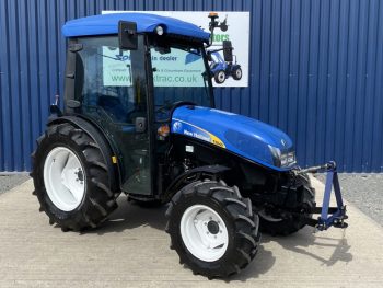 New Holland T3040 Compact Tractor with Front Linkage & PTO