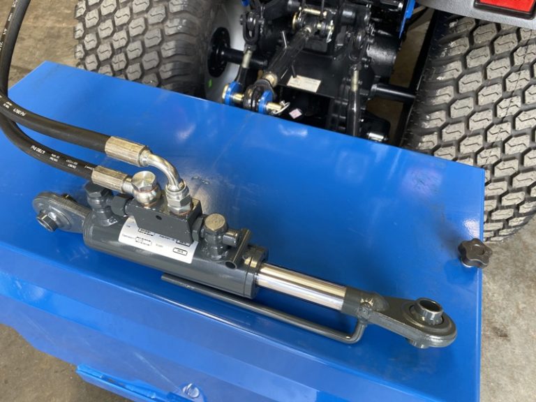 New Hydraulic Category 1 Top Link Blacktrac Compact Tractors