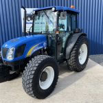 Front view of New Holland T4030 Tractor