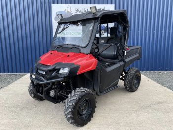 Front view of Honda Pioneer 700 4WD Utility Vehicle