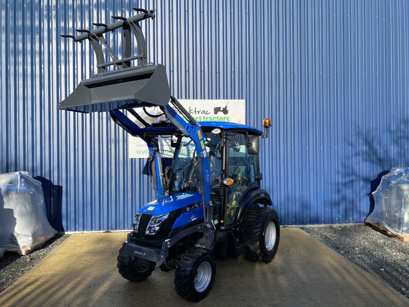 Solis 26 HST Compact Tractor with Cab, Loader & Hydraulic Grab Bucket