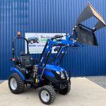 Front view of Solis 26HST Compact Tractor with 4:1 Bucket