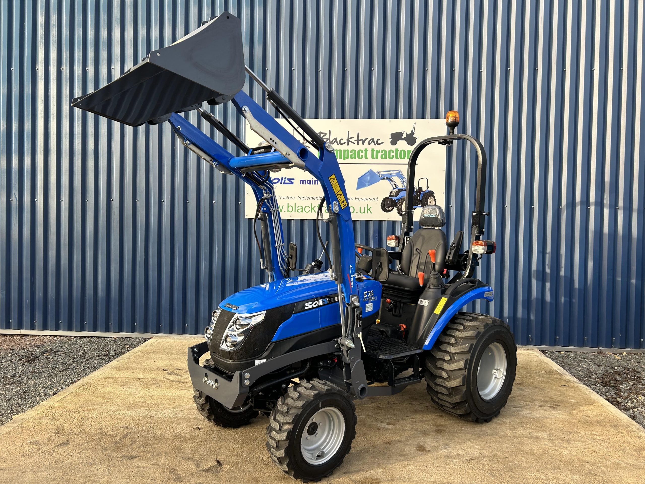 New SOLIS 26 S Affordable Compact Tractor with Loader & Bucket