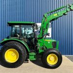 John Deere 5075E 3