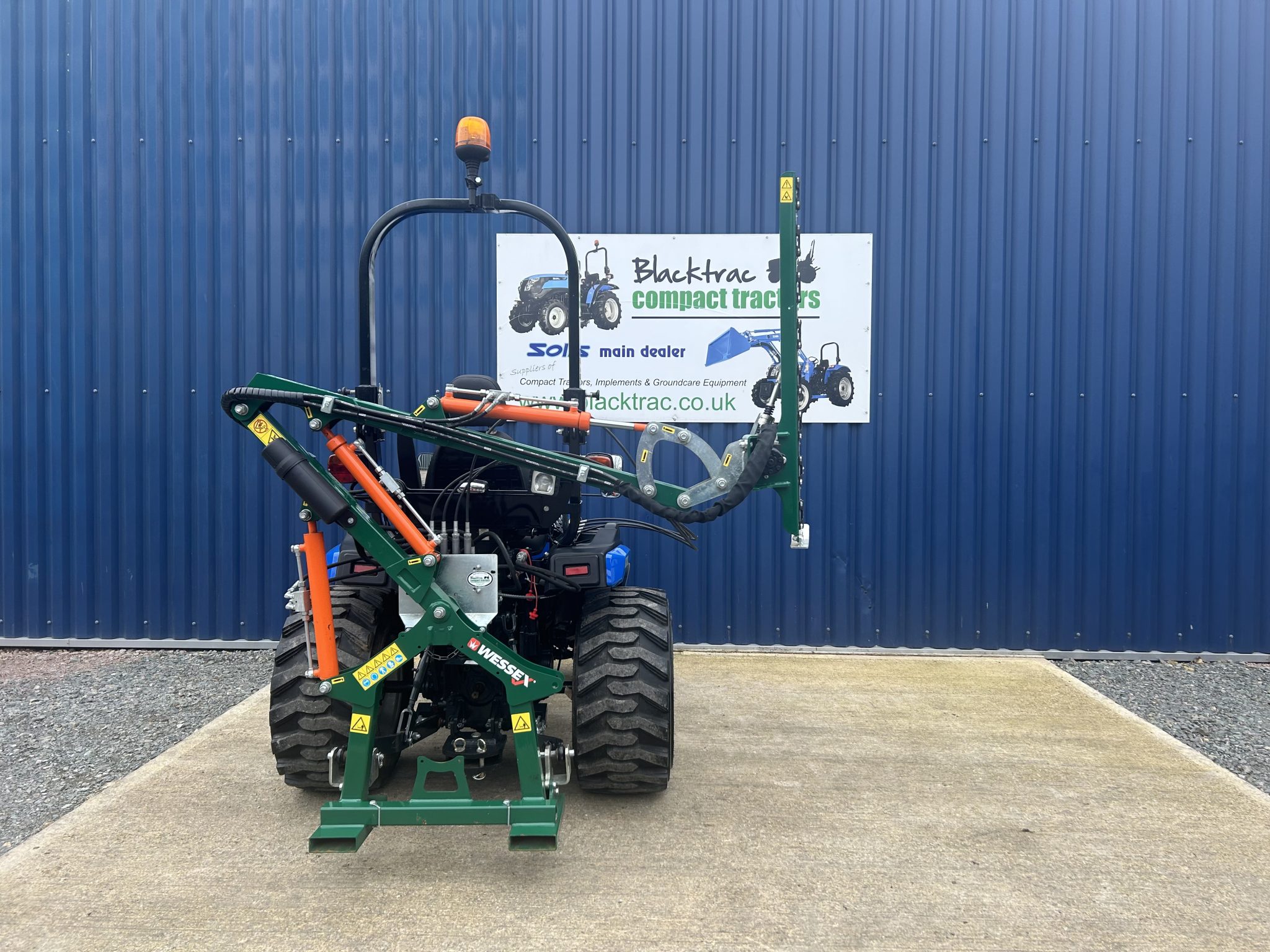 Compact Cutter Hedgecutters for Compact Tractors | Tractor Hedgecutters