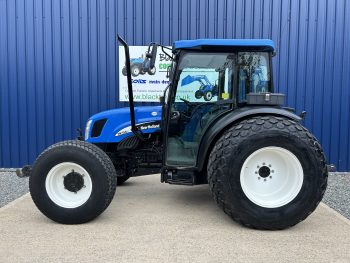 New Holland TN75SA 4WD Tractor