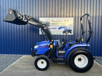 Iseki TLE3410 HST 4WD Compact Tractor with Front Loader & Bucket