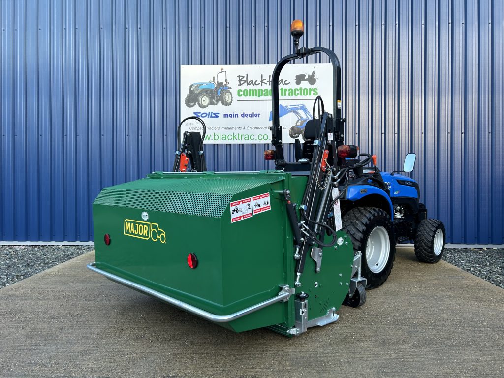 Rear view Side view of Major MJ29-153 High Tip Flail Collector