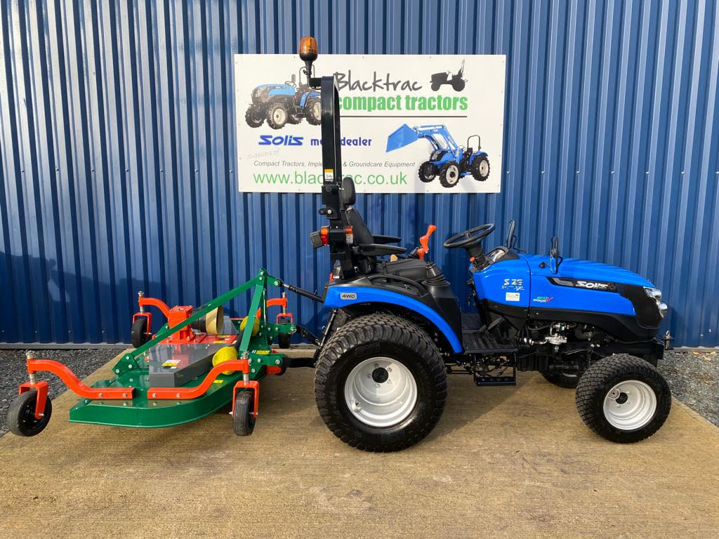 Solis 26 Shuttle CMT 180 Finishing Mower