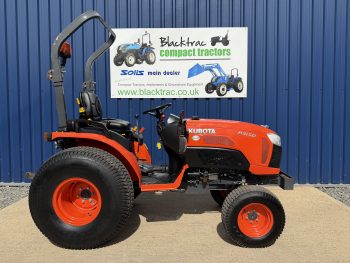 Kubota B3150 HST 4WD Compact Tractor