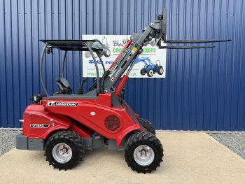 Loadtrac DY840 4WD Articulated Telescopic Loader with Bucket & Pallet Forks