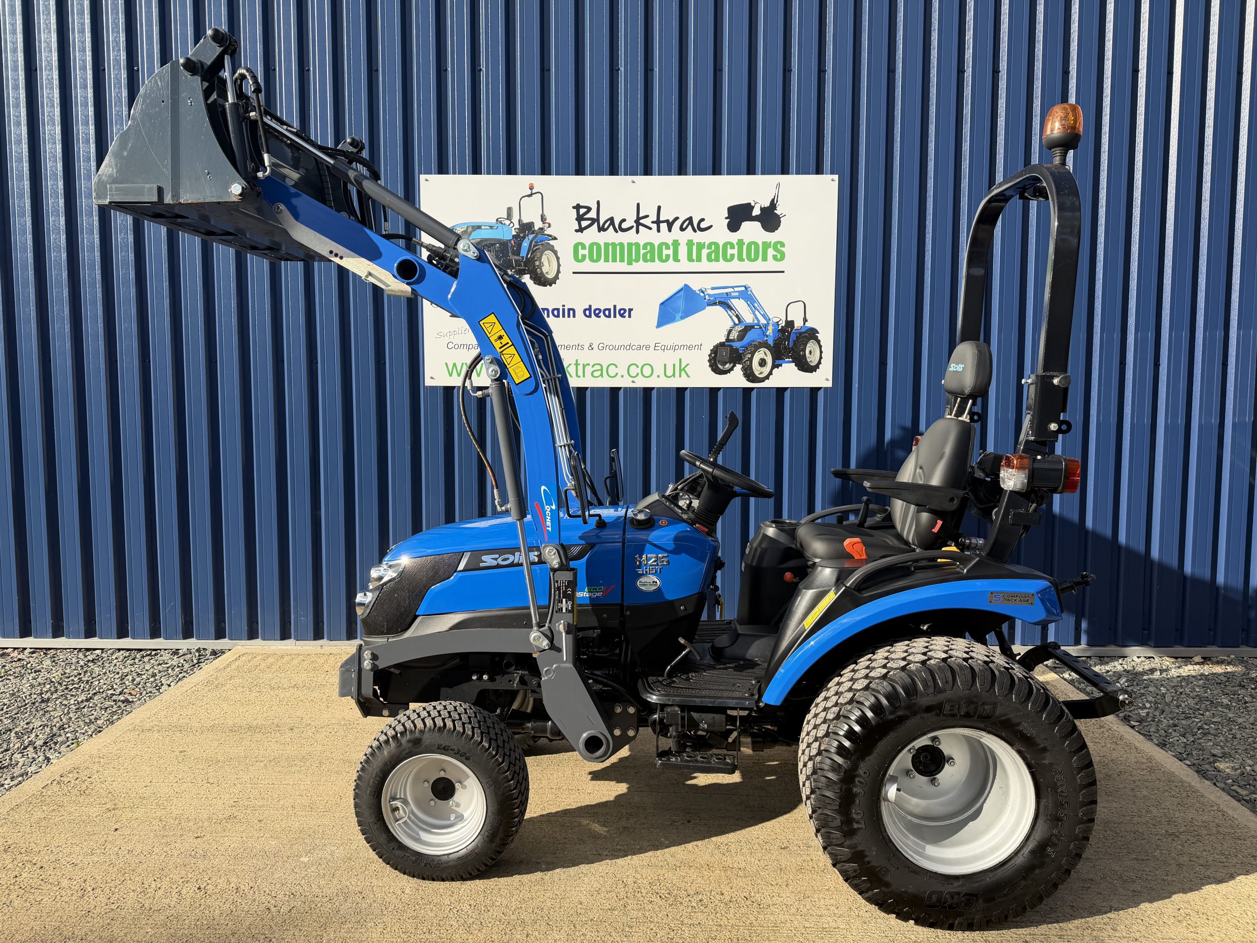 Used Solis 26 HST Compact Tractor with Loader - Blacktrac Compact Tractors